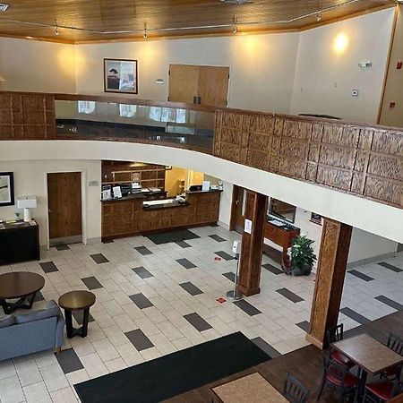 Hotel Baymont By Wyndham South Bend Near Notre Dame Exterior foto